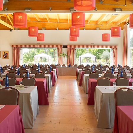 Hotel Isla de La Garena Alcala de Henares Bisnis foto