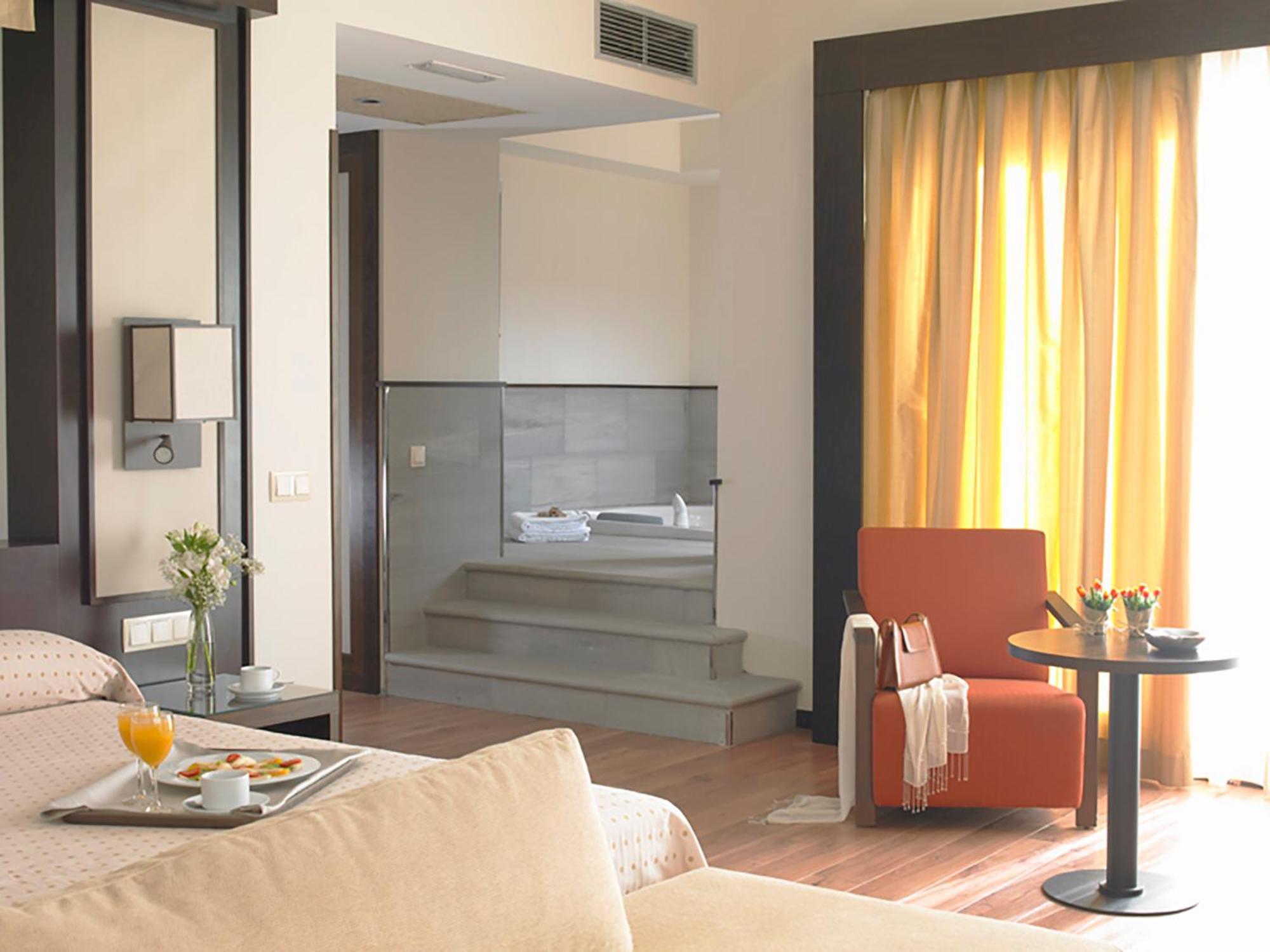 Hotel Isla de La Garena Alcala de Henares Ruang foto