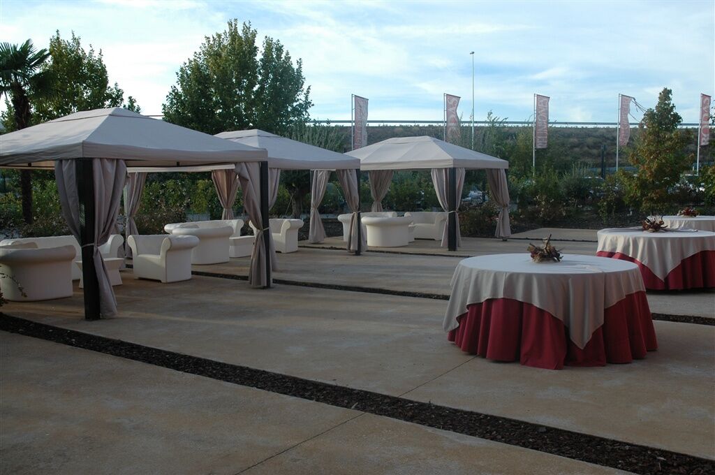 Hotel Isla de La Garena Alcala de Henares Bagian luar foto
